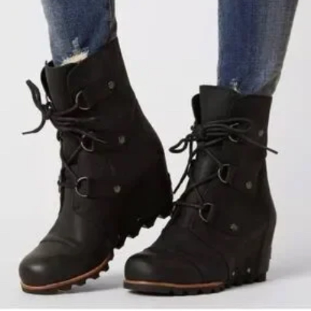 Sorel Joan of Arctic Boots